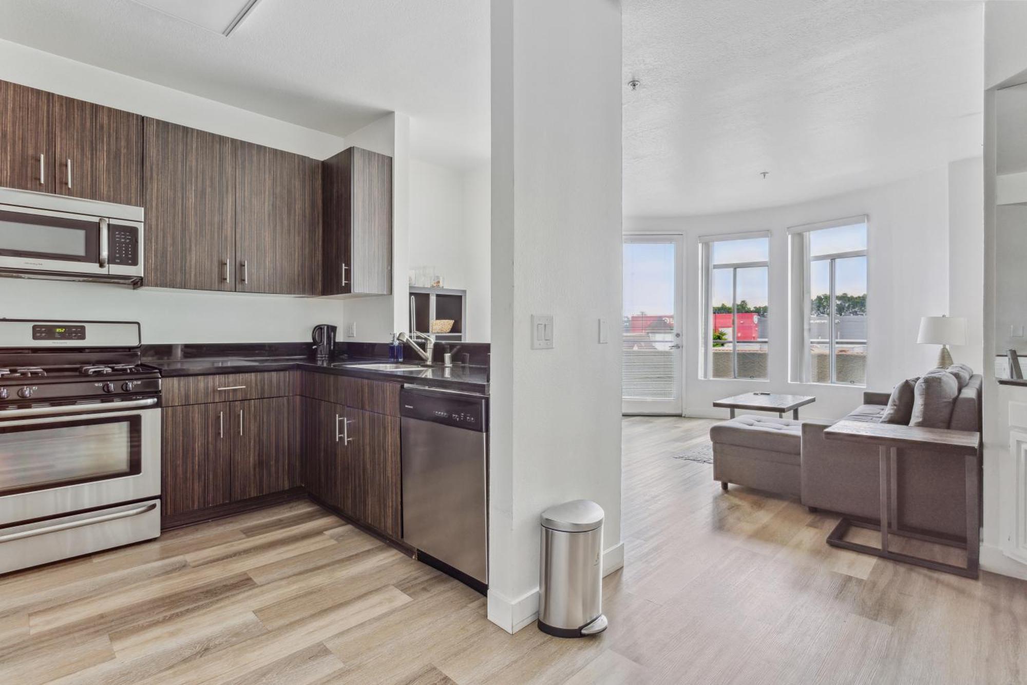 One Bedroom Remodeled Unit *