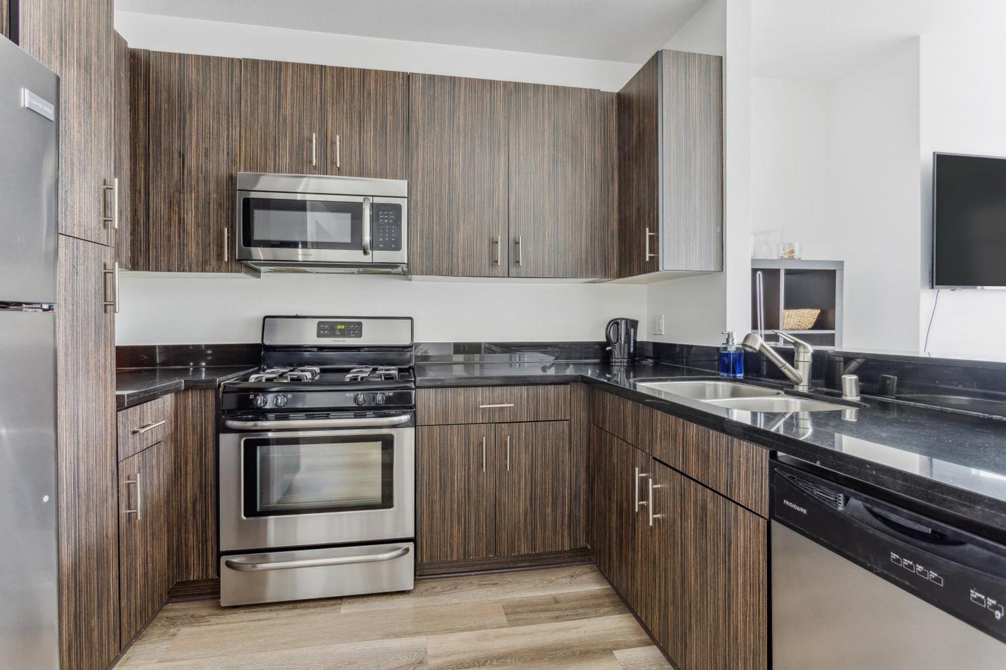 One Bedroom Remodeled Unit Los Angeles